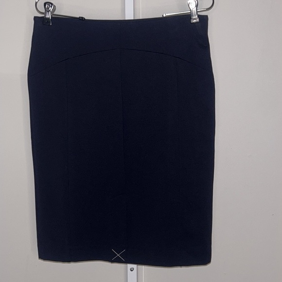 Ann Taylor Bodycon Skirt 6P NWT - Picture 2 of 6
